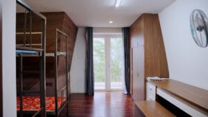 Source.00_02_12_02.Still001